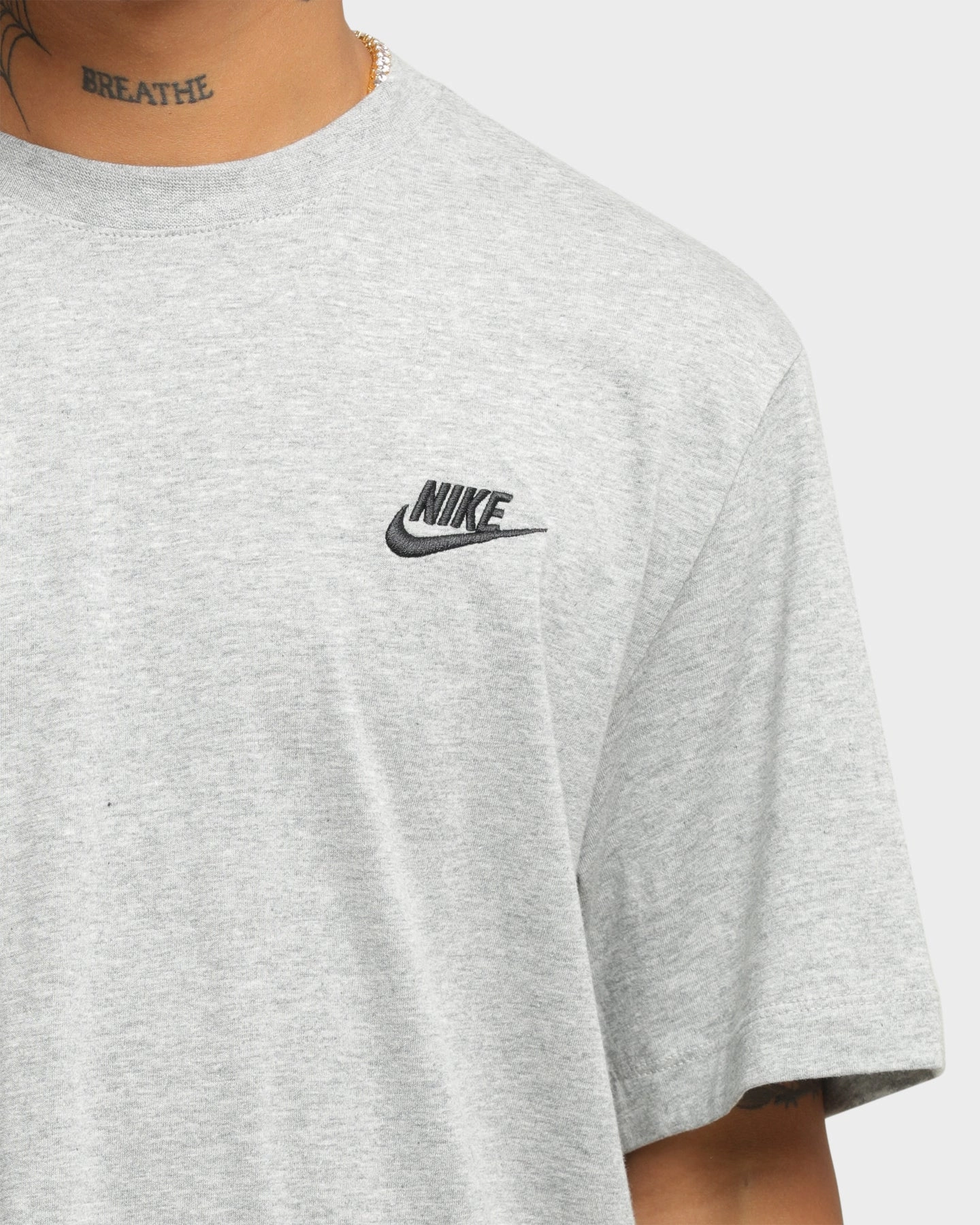 Nike Nike Sportswear Club T-Shirt Dark Grey Heather Outdoor Fashion Layered Look