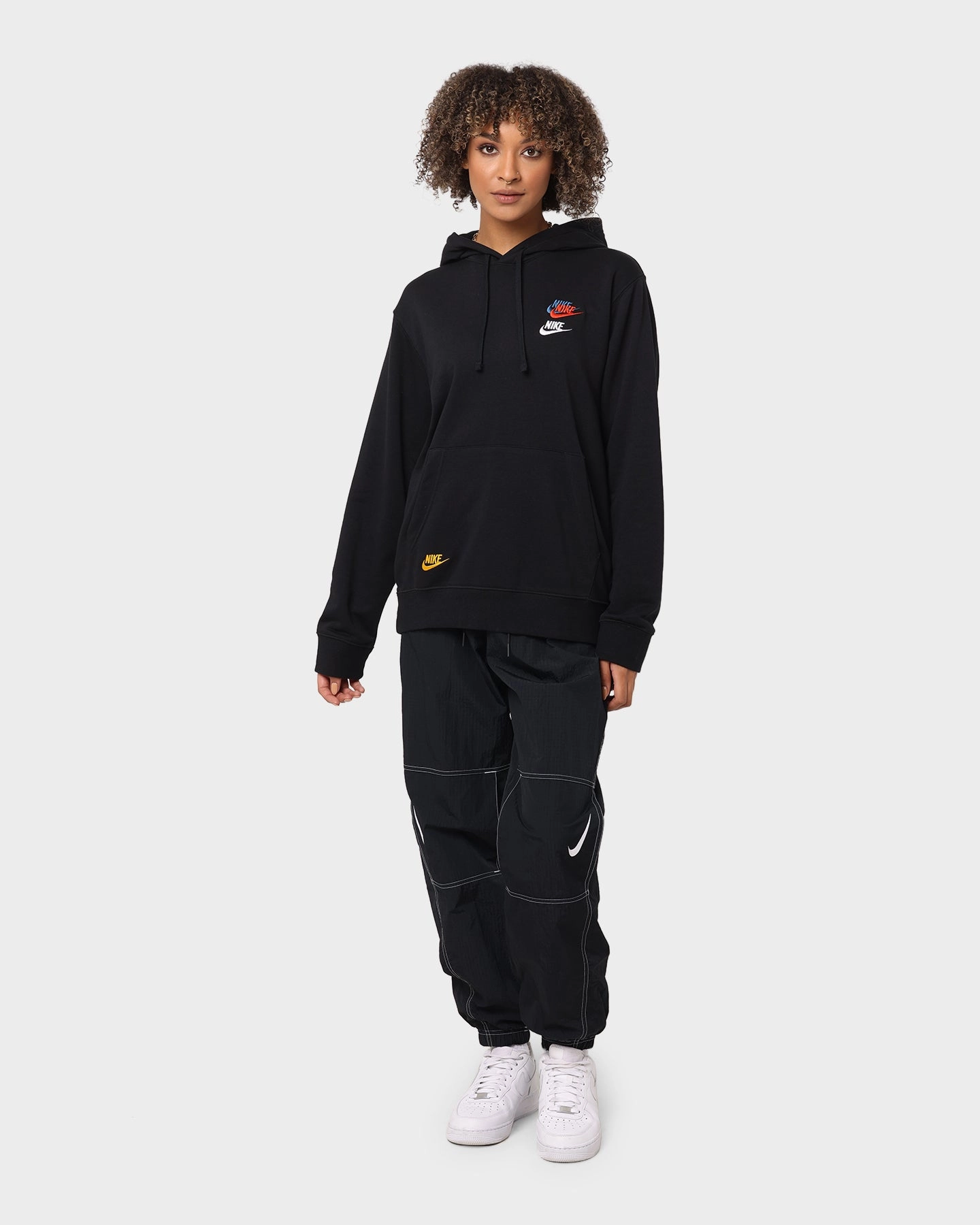 Softshell Fabric Technology Resist Nike Nike Sportswear Essentials  Pullover Hoodie Black/Black