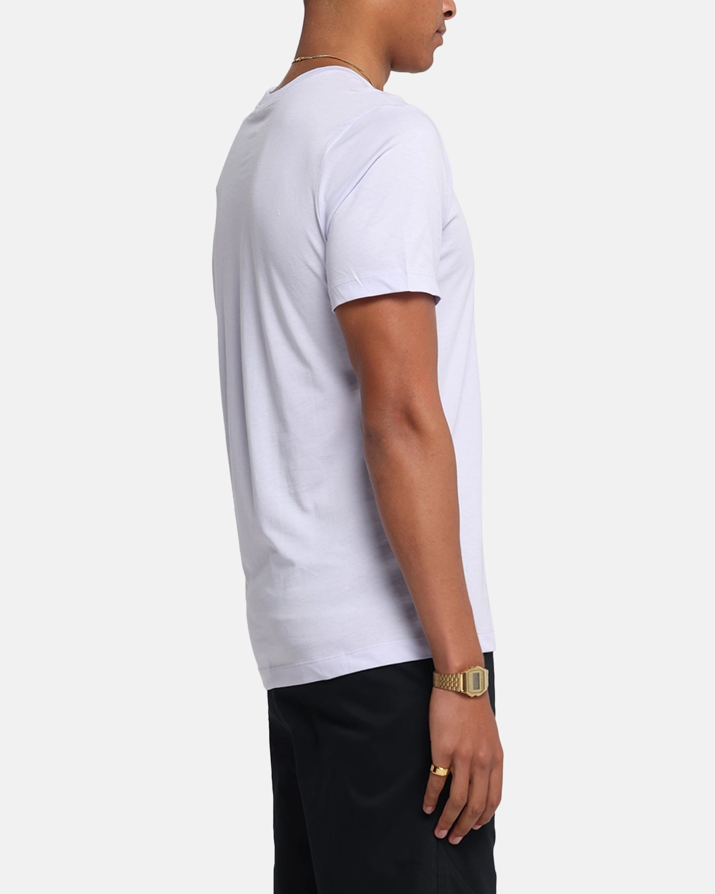 Nike Sportswear Club T-Shirt Amethyst City Fashion Comfy Layering