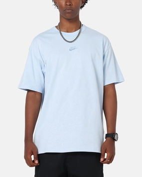 Nike Sportswear Premium Essentials T-Shirt Celestine Blue Weekend Smart Look
