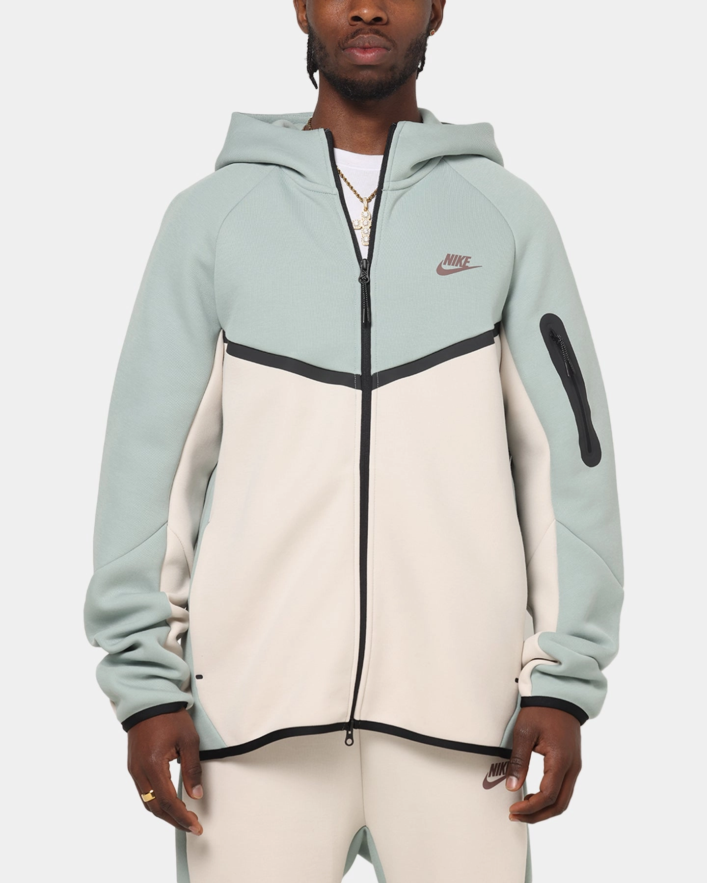 Nike Sportswear Tech Fleece Windrunner Jacket Dusty Sage Camouflage rural scene
