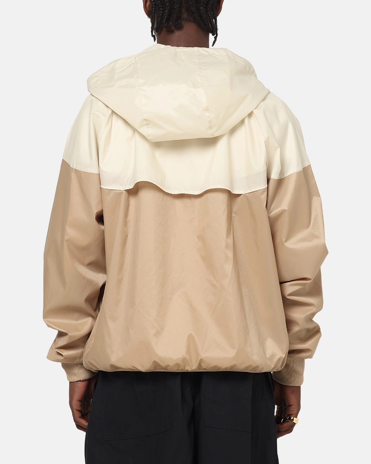 Flexible Shoulder Seams Adaptive Layering System Nike Sportswear Woven Windrunner Jacket Beige/Khaki