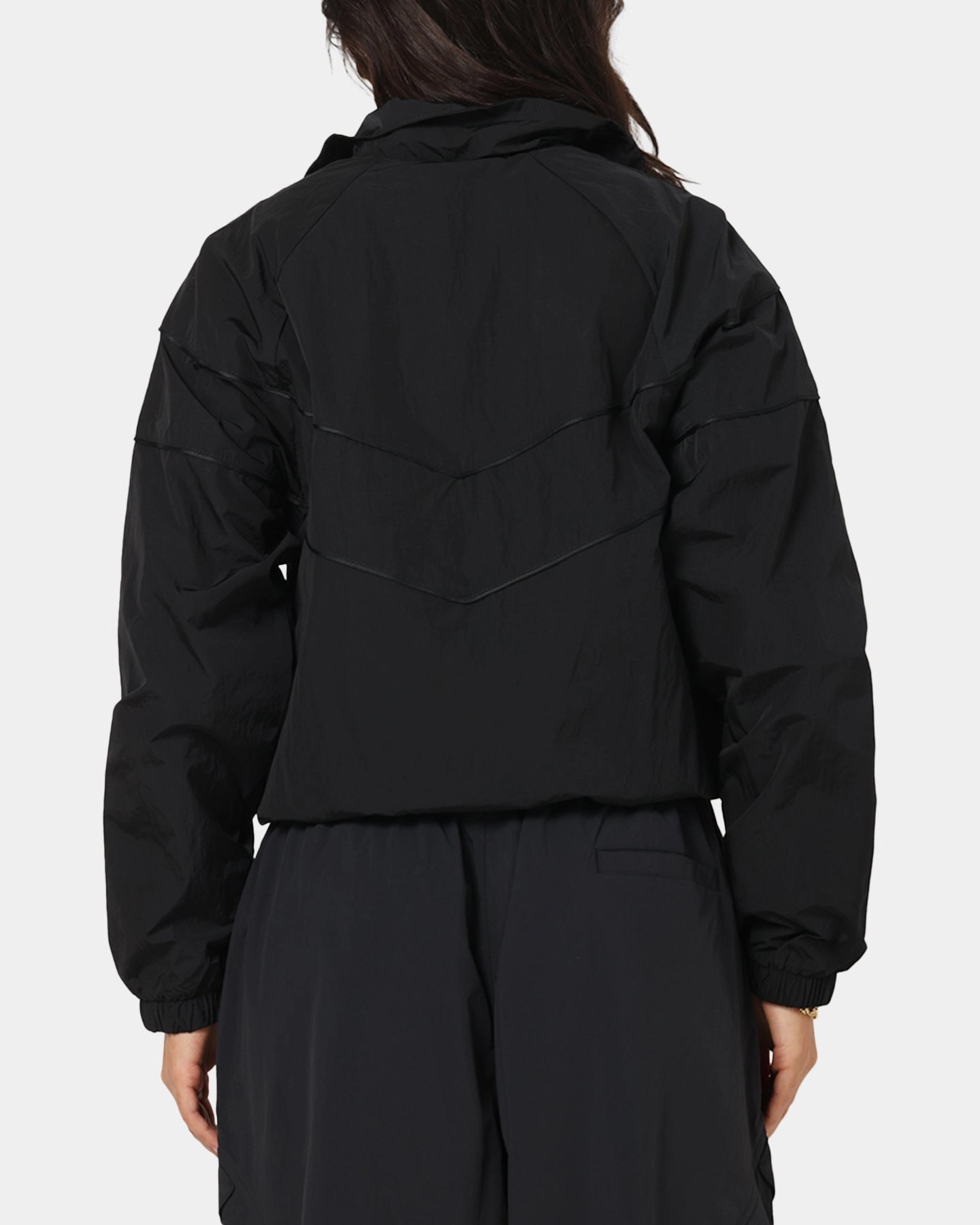Nike Women's Sportswear Loose UV Woven Full-Zip Jacket Brown/Black Comfortable fit Durable Quality