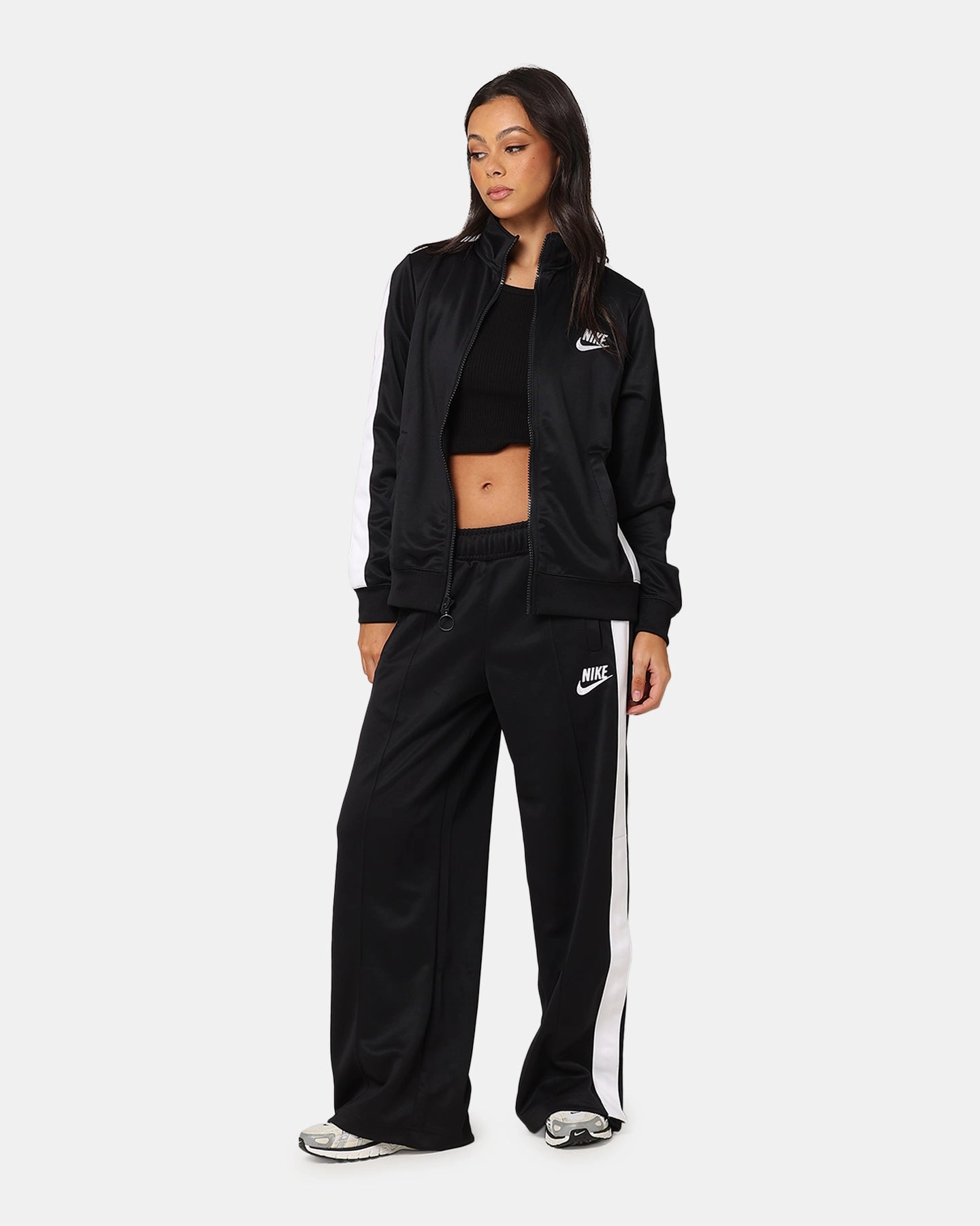 Nike Women's Sportswear Pants Black/White Timeless Wear