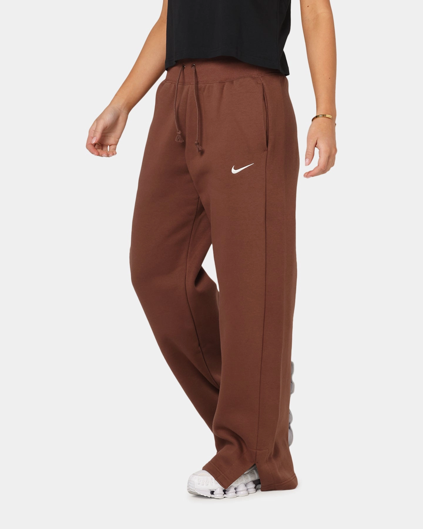 Nike Women's Sportswear Phoenix Fleece High Waisted Wide Leg Sweat Pants Fauna Brown/Sail Non Restrictive Thermal Regulating