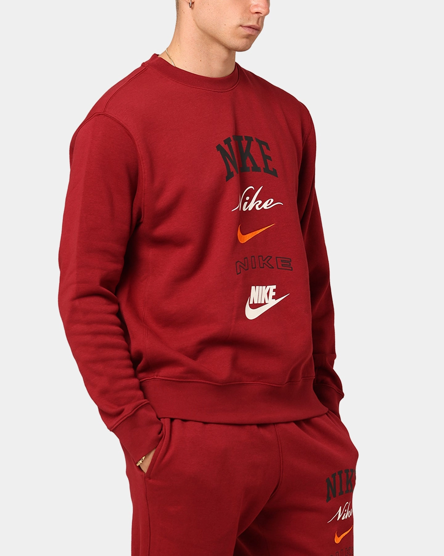 Nike Club Fleece Long-Sleeve Crewneck Team Red/Sail Eco Conscious Dye Process