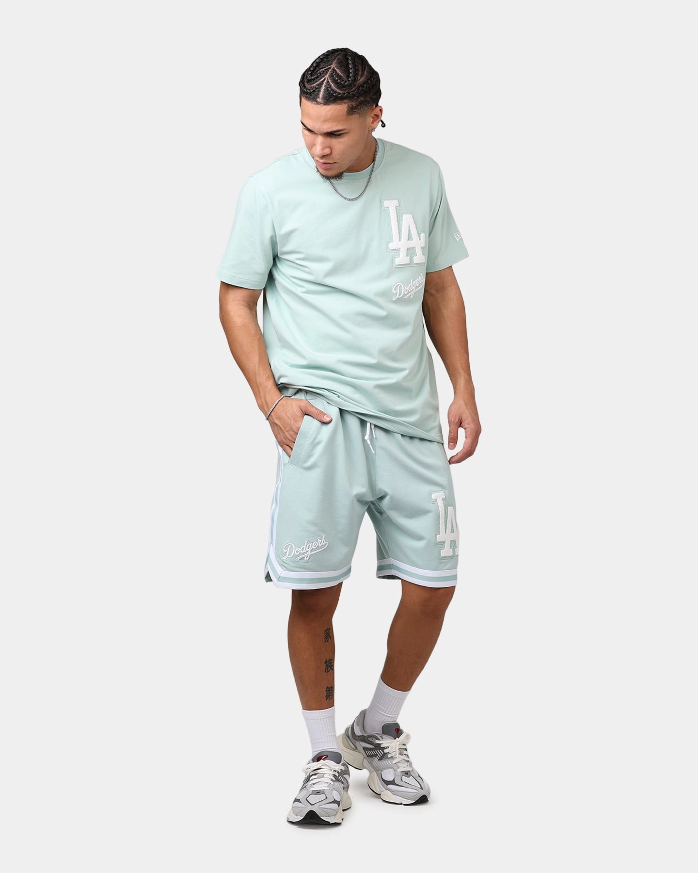 Metallic accents New Era Los Angeles Dodgers 'Logo Select Mint' Shorts Mint/White