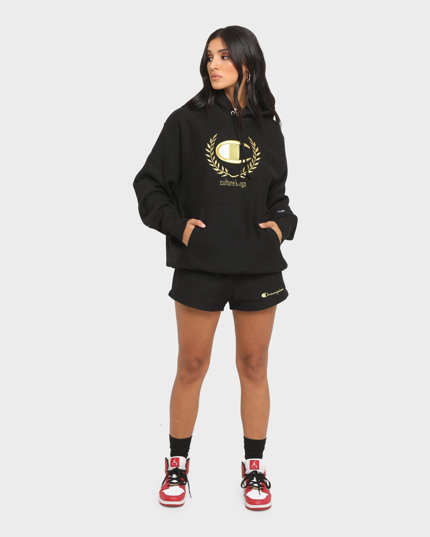 Champion Champion x Culture Kings Rev Weave Hoodie Black/Gold Mountain Ready swimmers