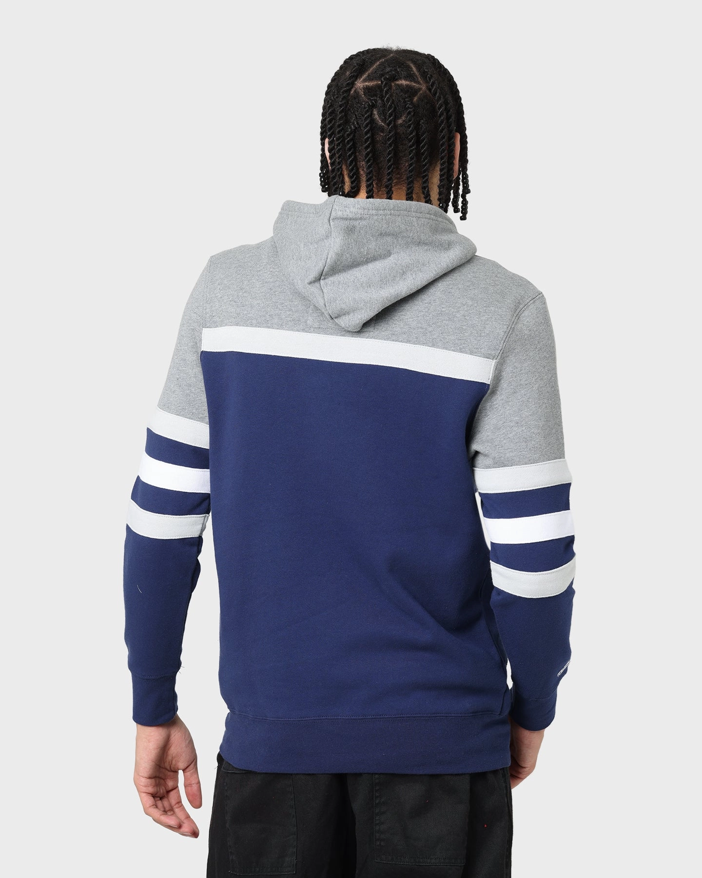 Reinforced Shoulder Structure Mitchell & Ness Georgetown Hoyas Head Coach Hoodie Navy