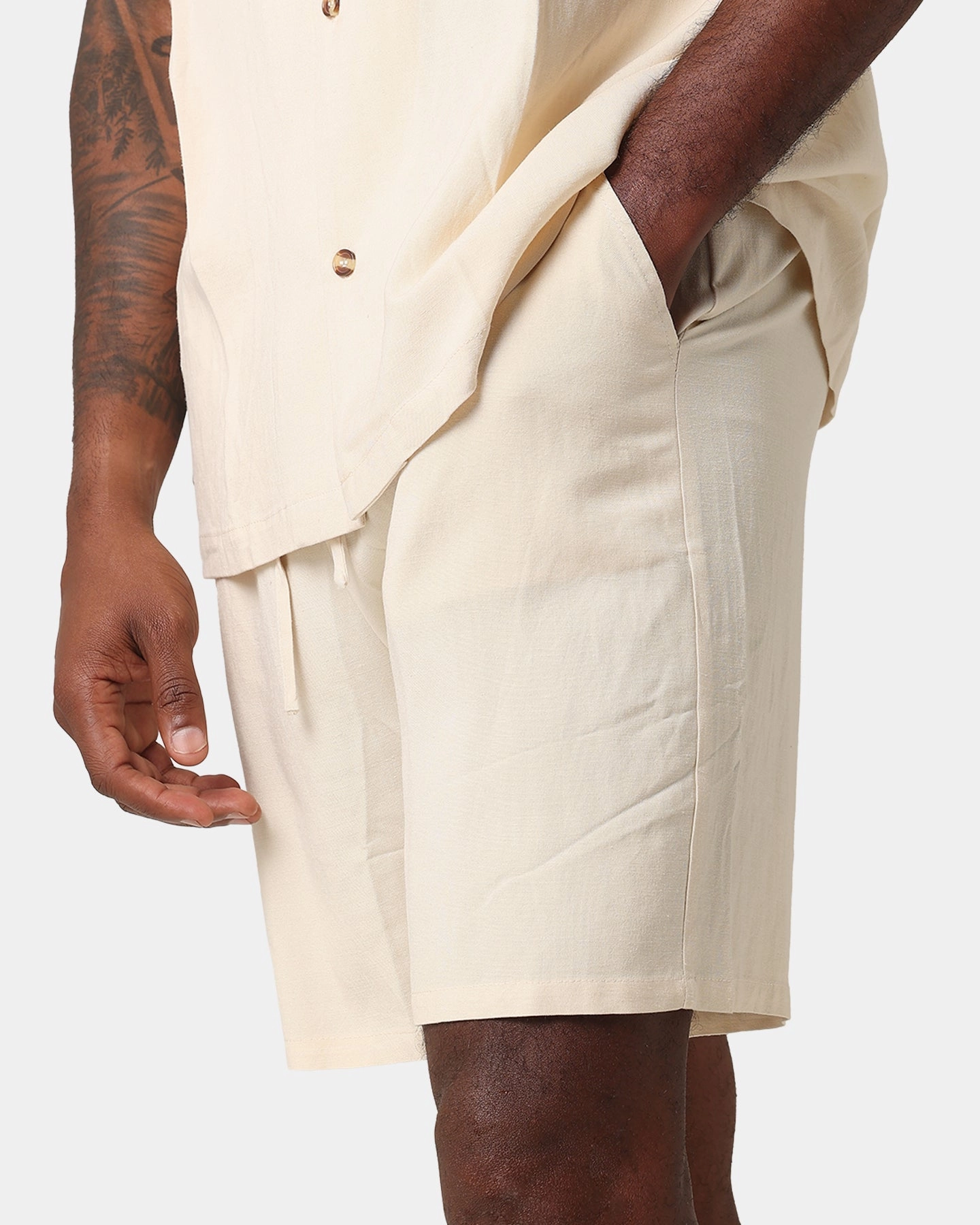 Anti Static Finish XXIII Serene Linen Shorts Off White