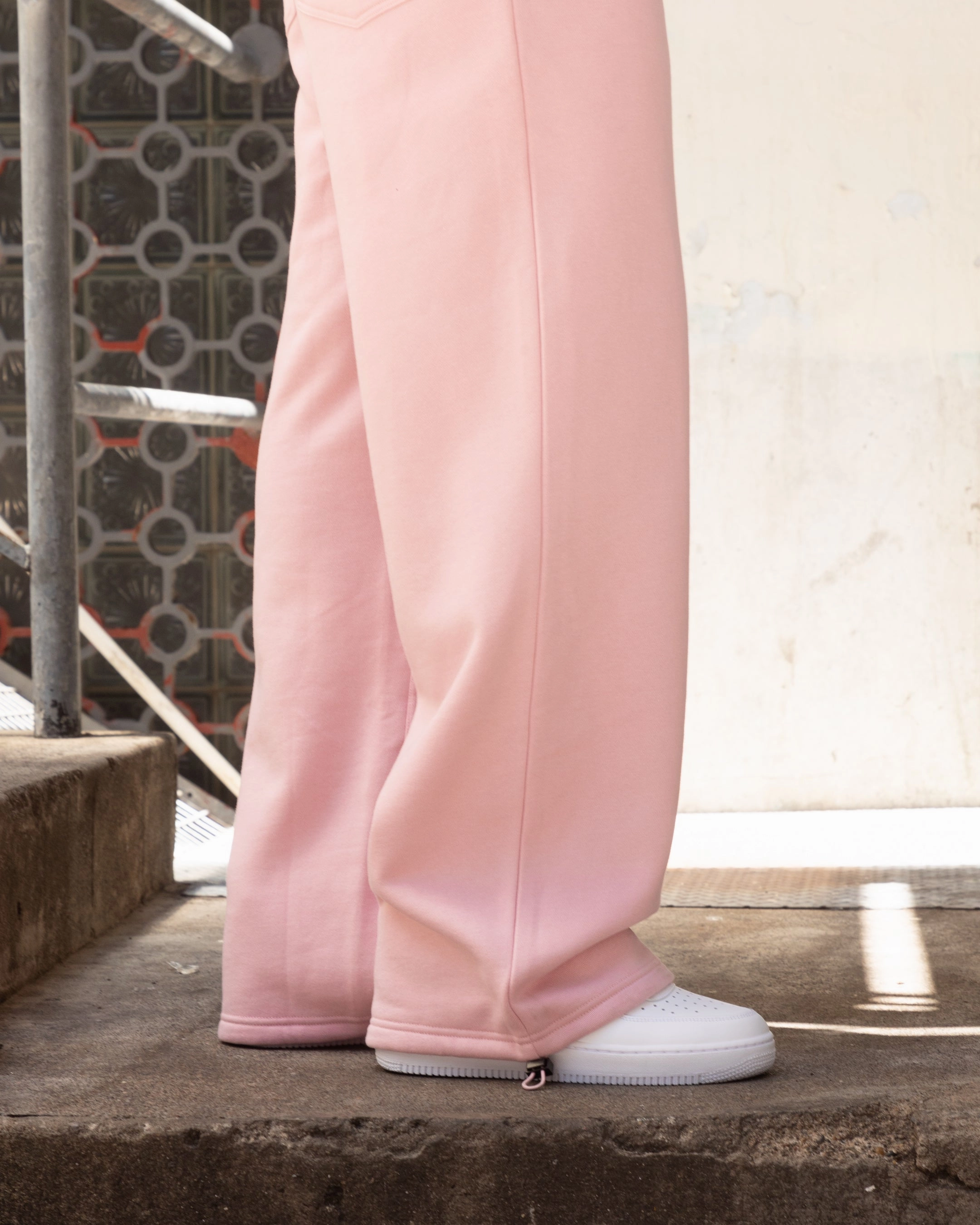 Stretchable Design Loiter Hybrid Sweatpants Dusty Pink