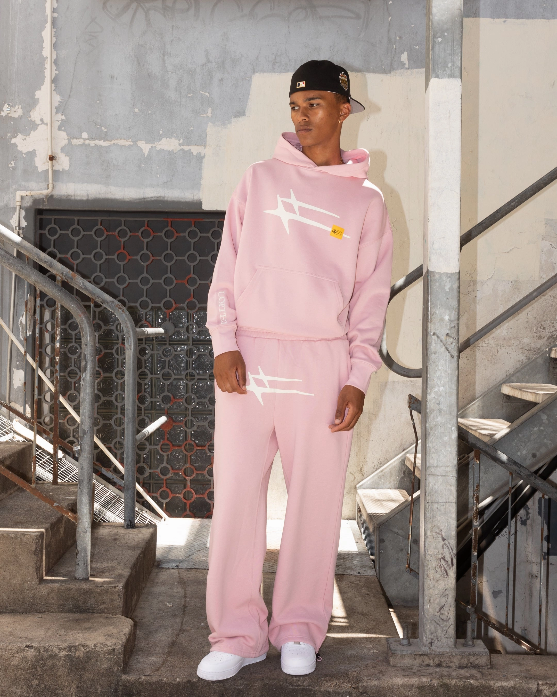 Loiter Hybrid Sweatpants Dusty Pink Stretchable Fabric SecureClosures