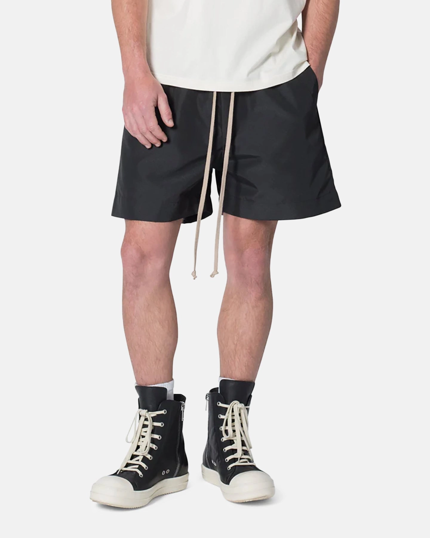 button-down look FlexibleMobility MNML Weimar Shorts Black