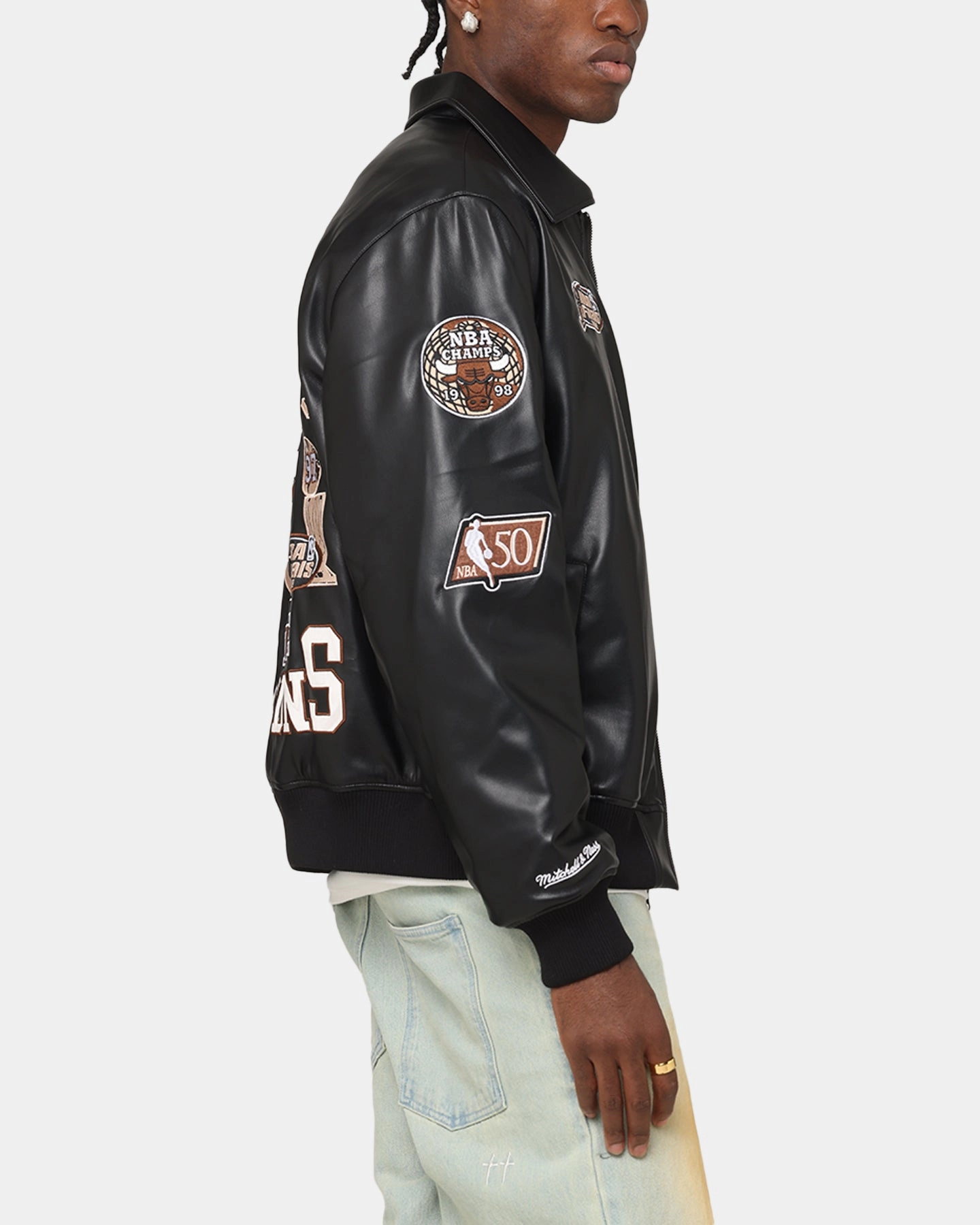 hunters Slim Profile Mitchell & Ness Chicago Bulls 6 Time Jacket Black
