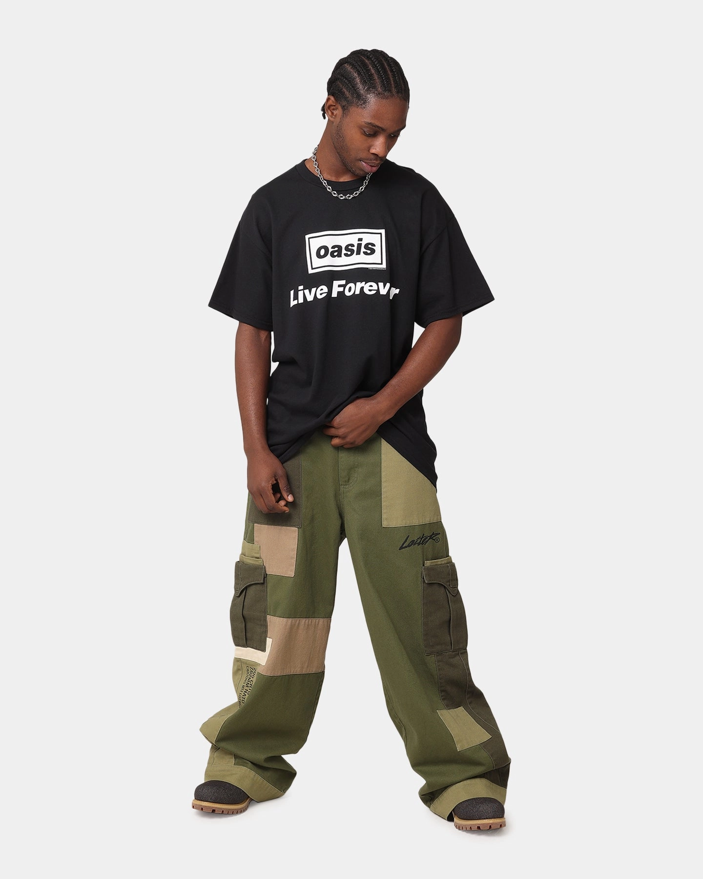 Minimal Fashion Oasis Live Forever T-Shirt Black
