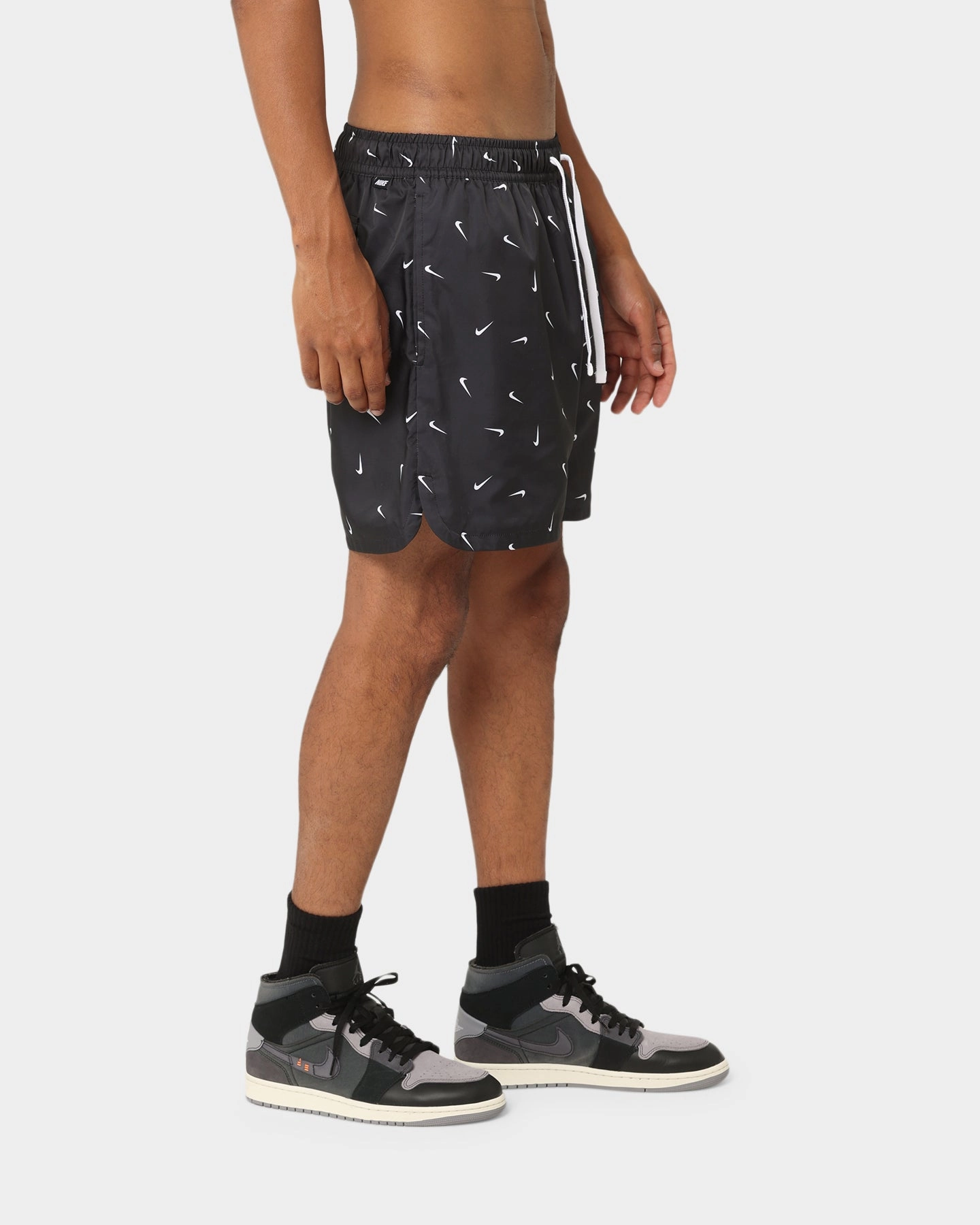 Nike Nike Sportswear Sport Essentials Woven Lined Flow Shorts Black/White/White Underwear