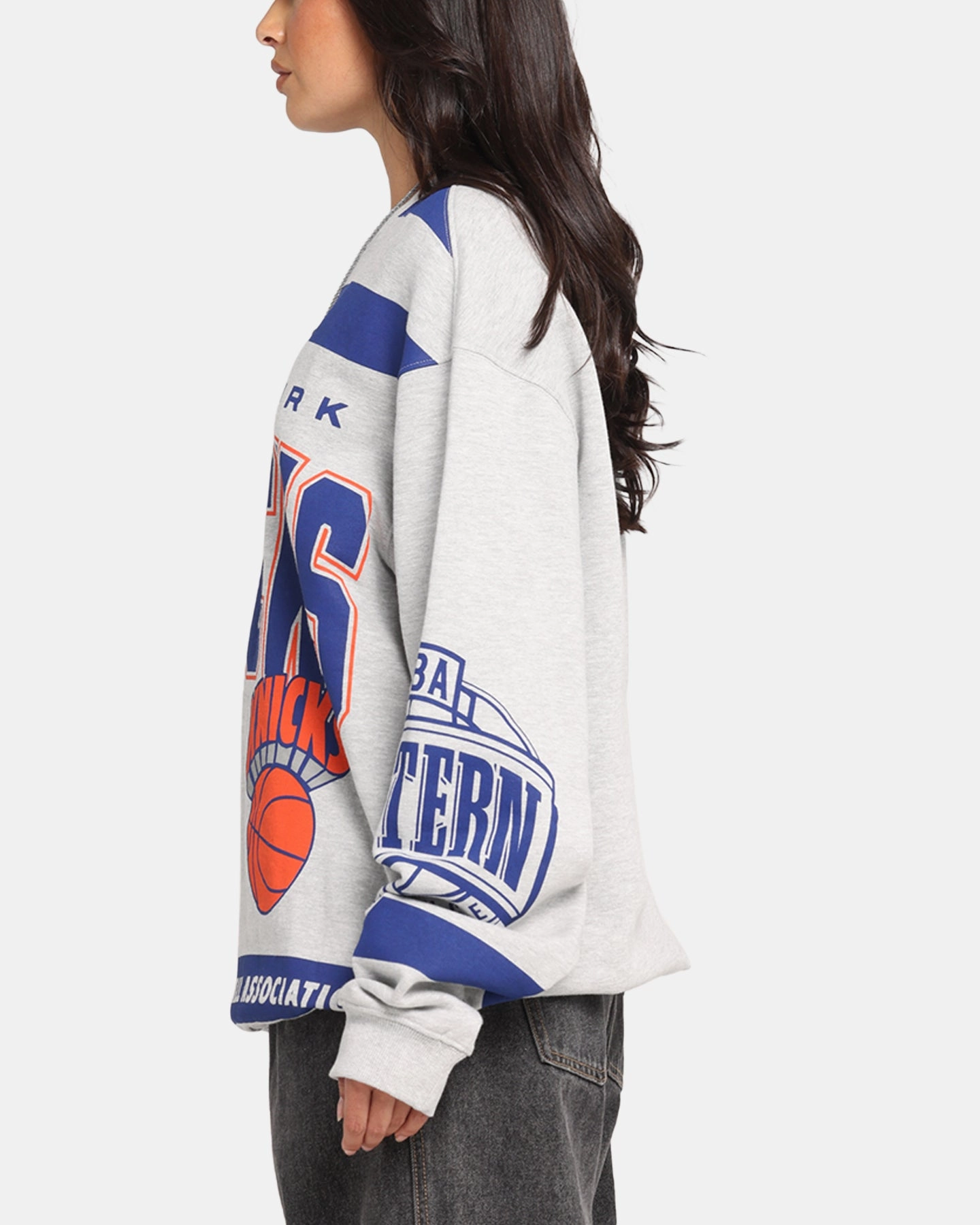 Mitchell & Ness New York Knicks Letterform Crewneck Grey Marle/Official Team Color Aramid Fiber Blend
