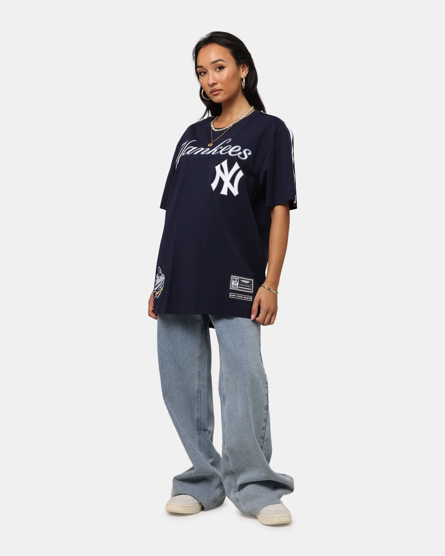 Pro Standard New York Yankees Classic Mesh Striped T-Shirt Midnight Navy Friction Free Inner Lining Chill Wear