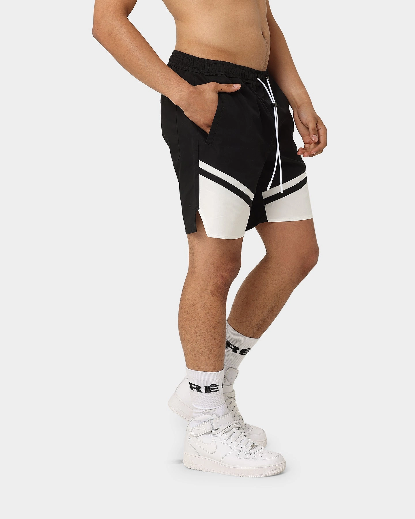 Carre Louis Shorts Black Handmade