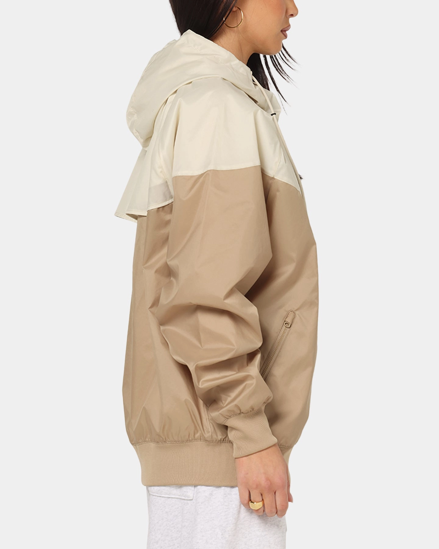 Nike Sportswear Woven Windrunner Jacket Beige/Khaki festival - goers