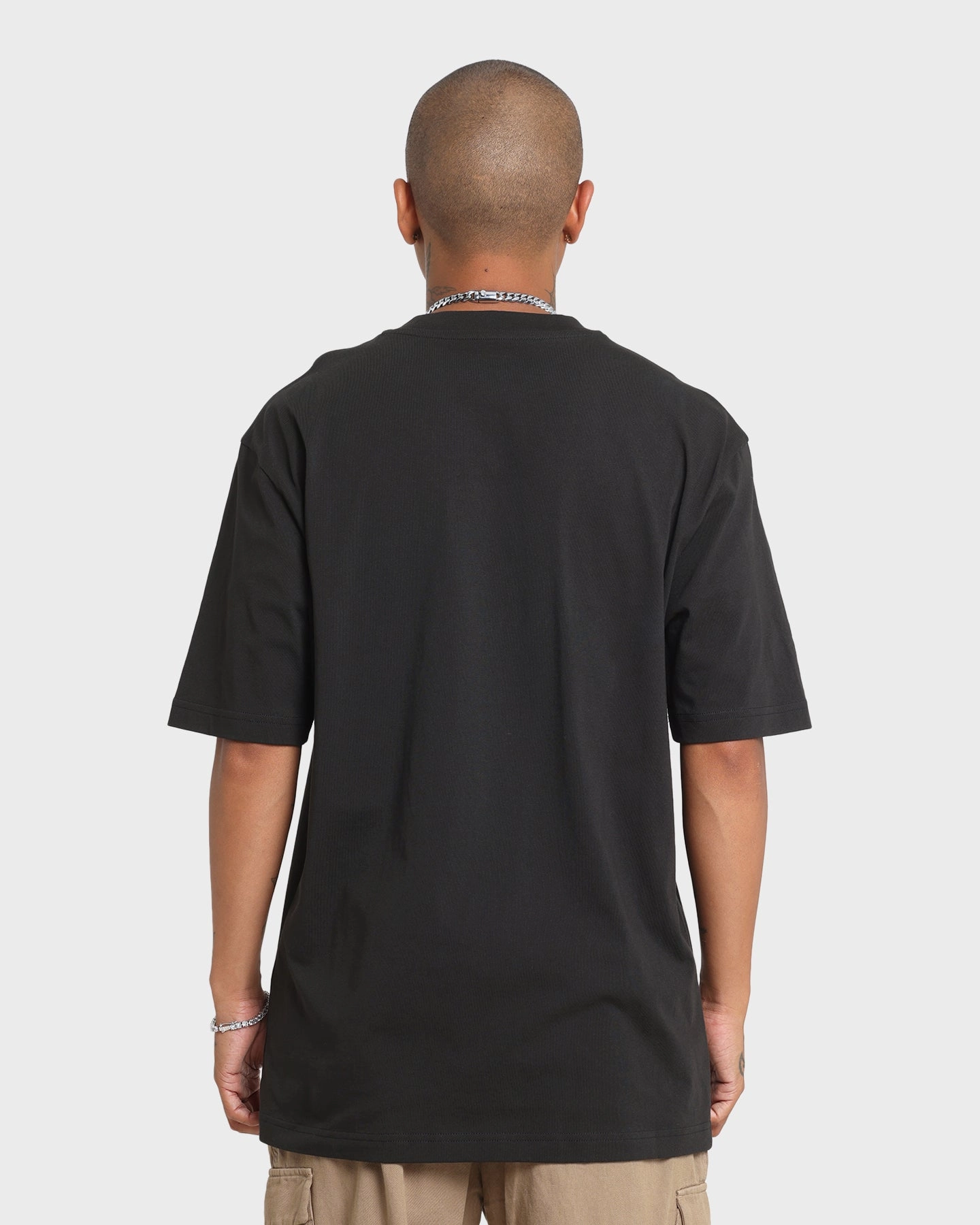 Outdoor Look Palace Large Up T-Shirt Black