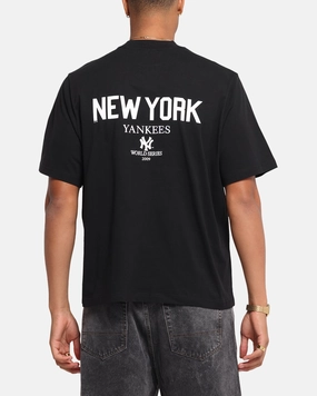 Modern Trend Look Majestic Athletic New York Yankees Script Boxy T-Shirt Black