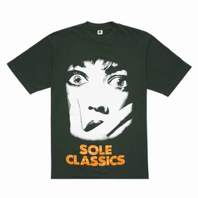 Outdoor Light Sleek Layer Sole Classics Movie Poster T-Shirt 'Ivy'
