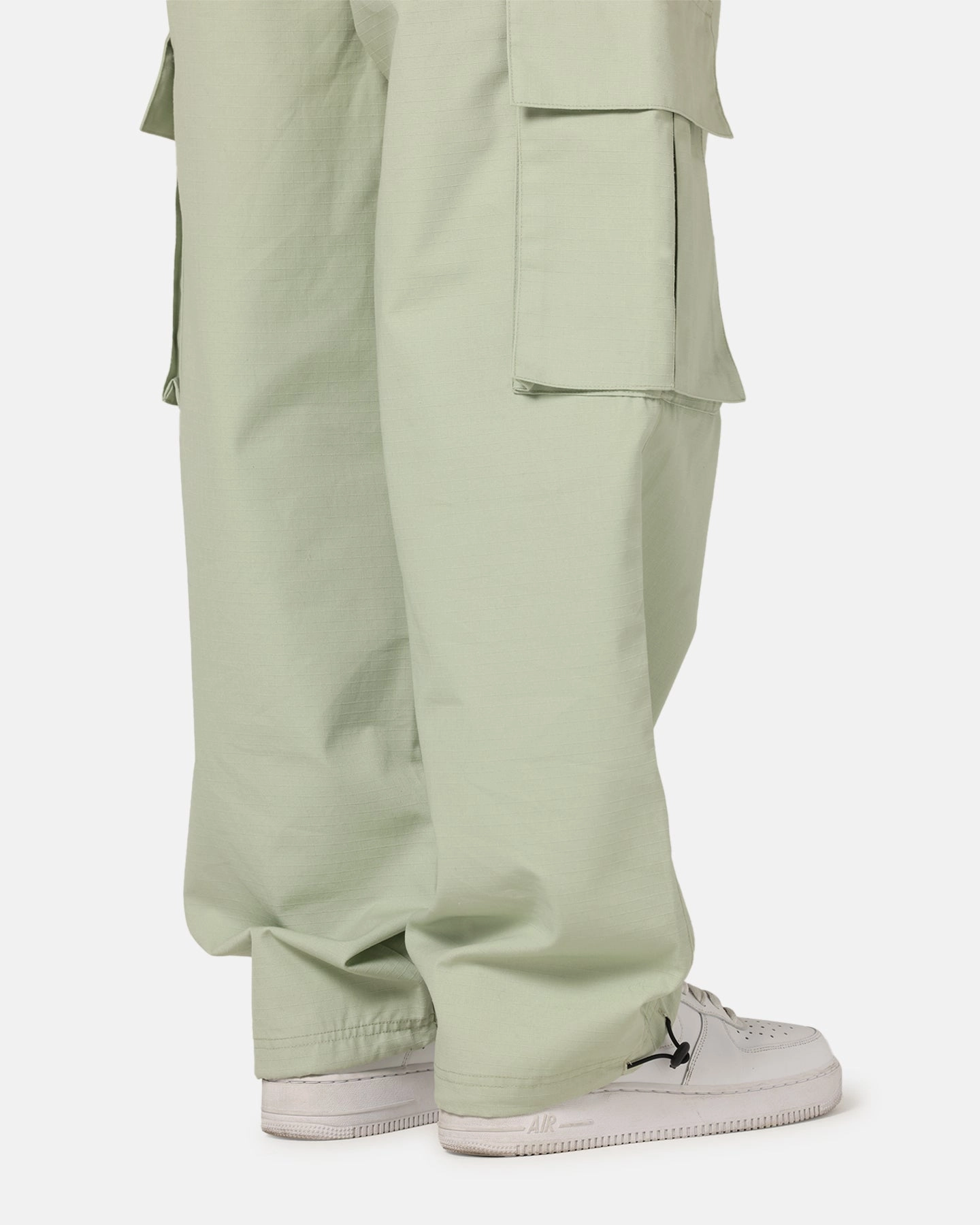 Everyday Essential Carre Superior Cargo Joggers Sage