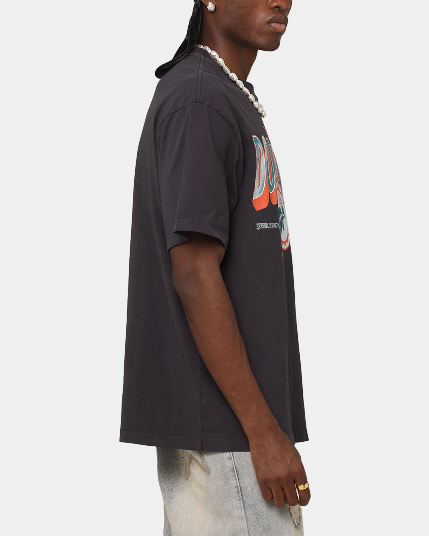 Easy Fit Comfort Design Mitchell & Ness Miami Dolphins Arch T-Shirt Faded Black