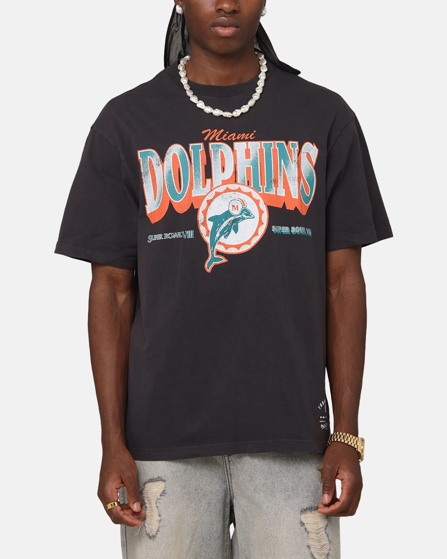 Mitchell & Ness Miami Dolphins Arch T-Shirt Faded Black All-day Comfort Slim Silhouette