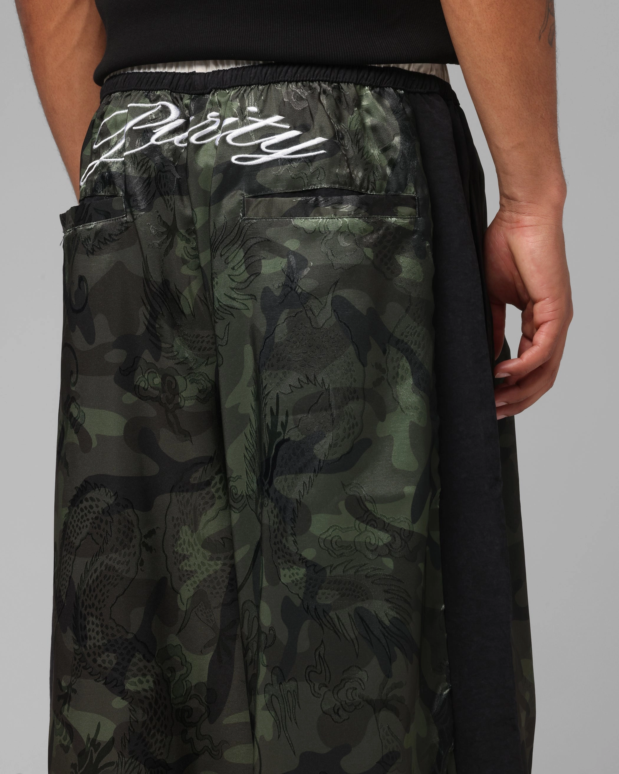 Loiter Fight Club 3 Quarter Shorts Woodland Camo Fitness Ready earthy shades