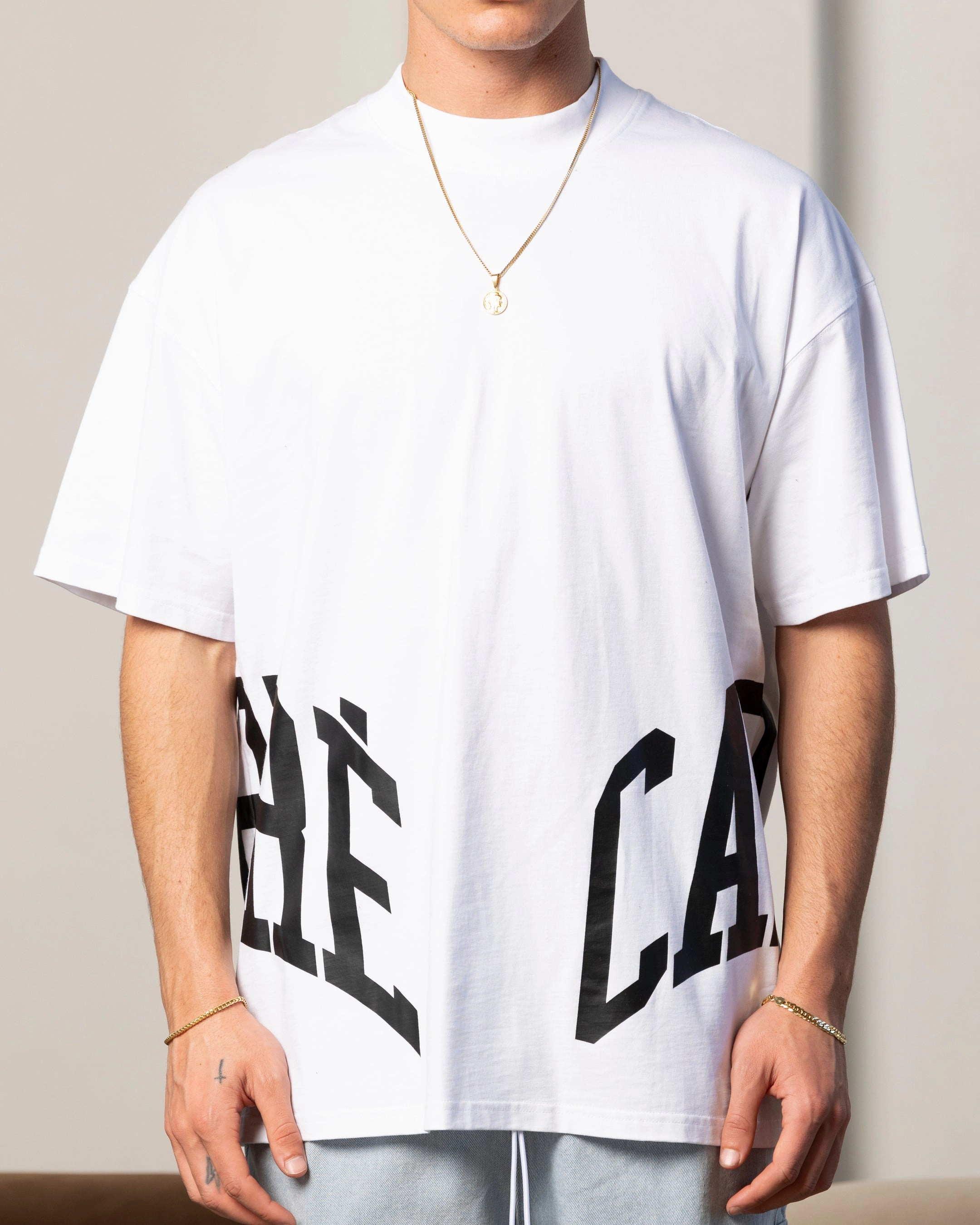 Cycling endurance Stretchable Collar Band Carre Double Arch Oversized T-Shirt White