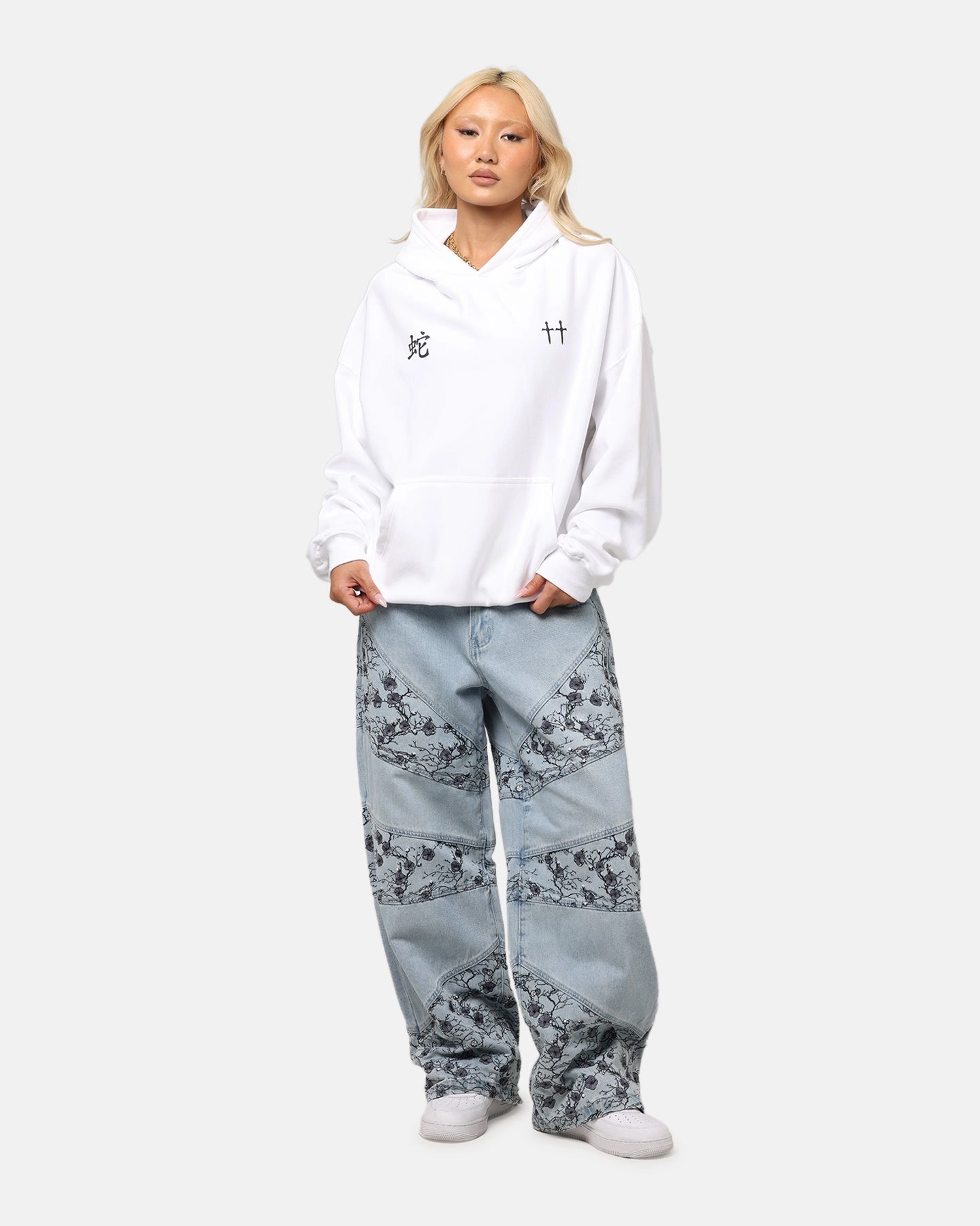Saint Morta Entanglement Hoodie White Antiperspirant petite size