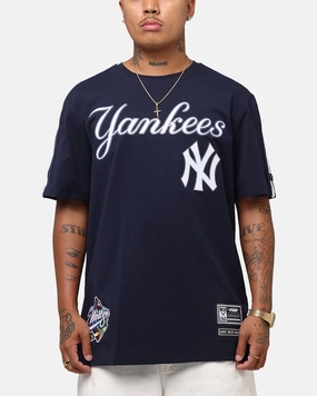 Pro Standard New York Yankees Classic Mesh Striped T-Shirt Midnight Navy Perfectly Fit Adult sophistication