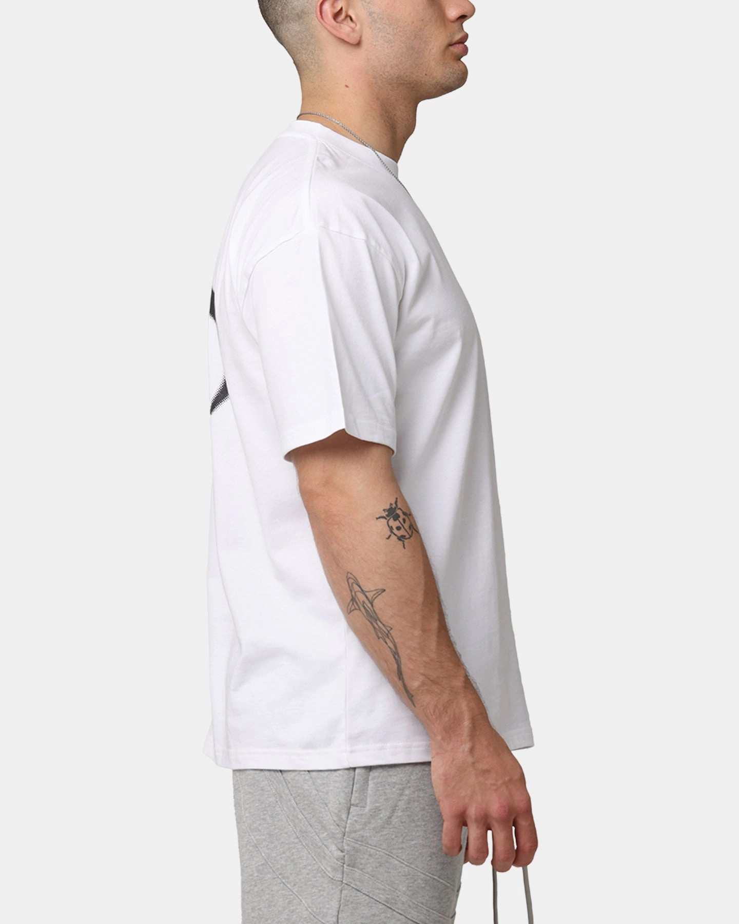 Set In Sleeve Smooth Jersey Texture Saint Morta Gothic Rein Drop T-Shirt White