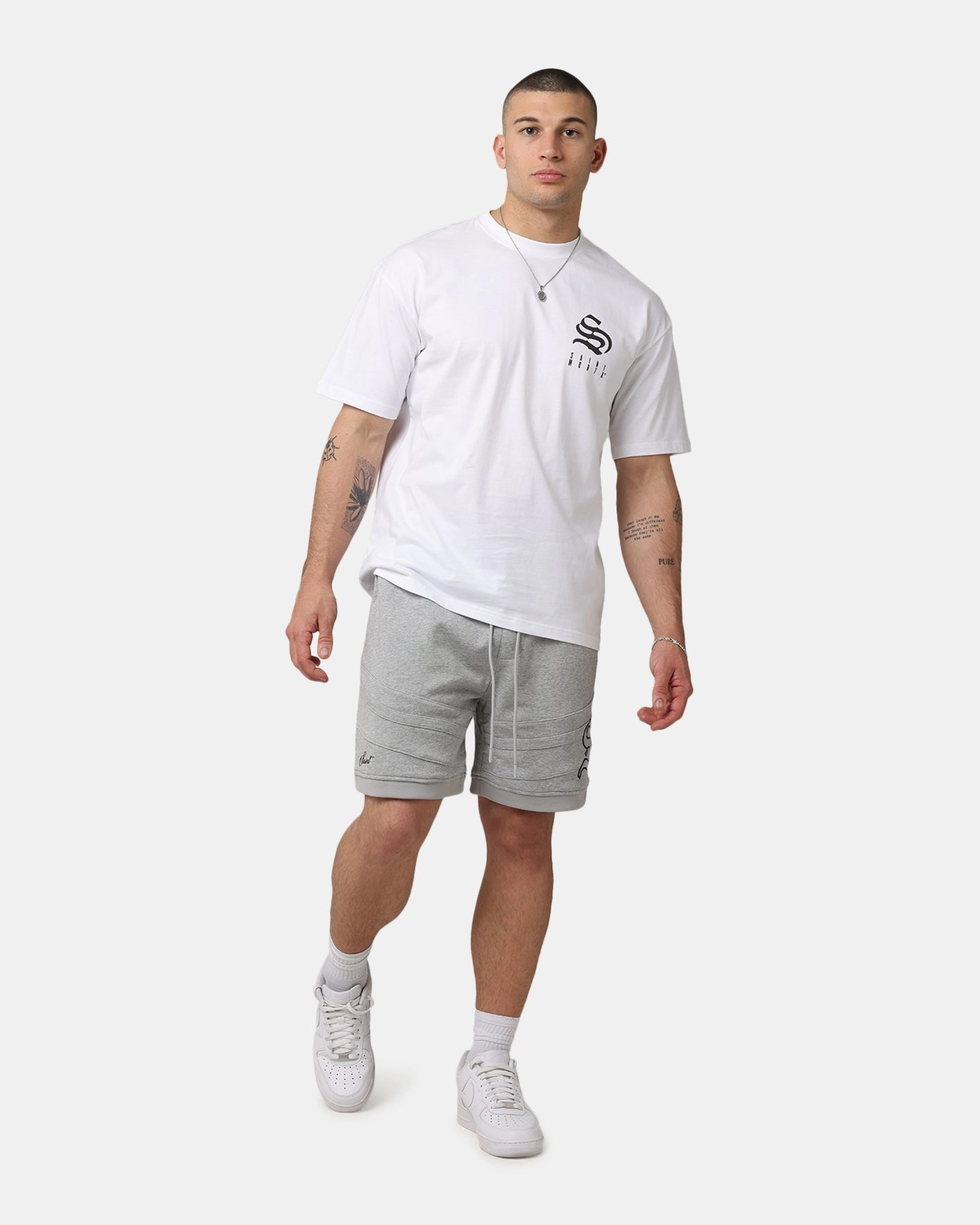 Saint Morta Gothic Rein Drop T-Shirt White Flattering Fit All-Purpose Wear