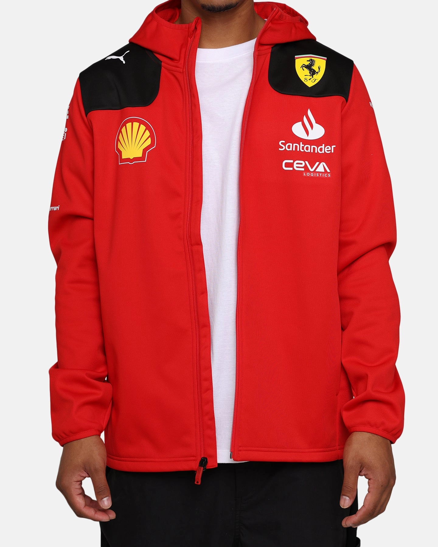 Puma X Scuderia Ferrari Team Softshell Jacket Rosso Corsa Wind Resistant Design beachgoer