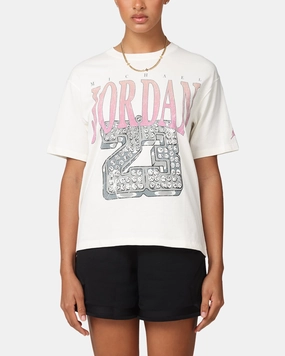 Jordan Women's Heritage Graphic T-Shirt Sail/Orchid Comfy Touch