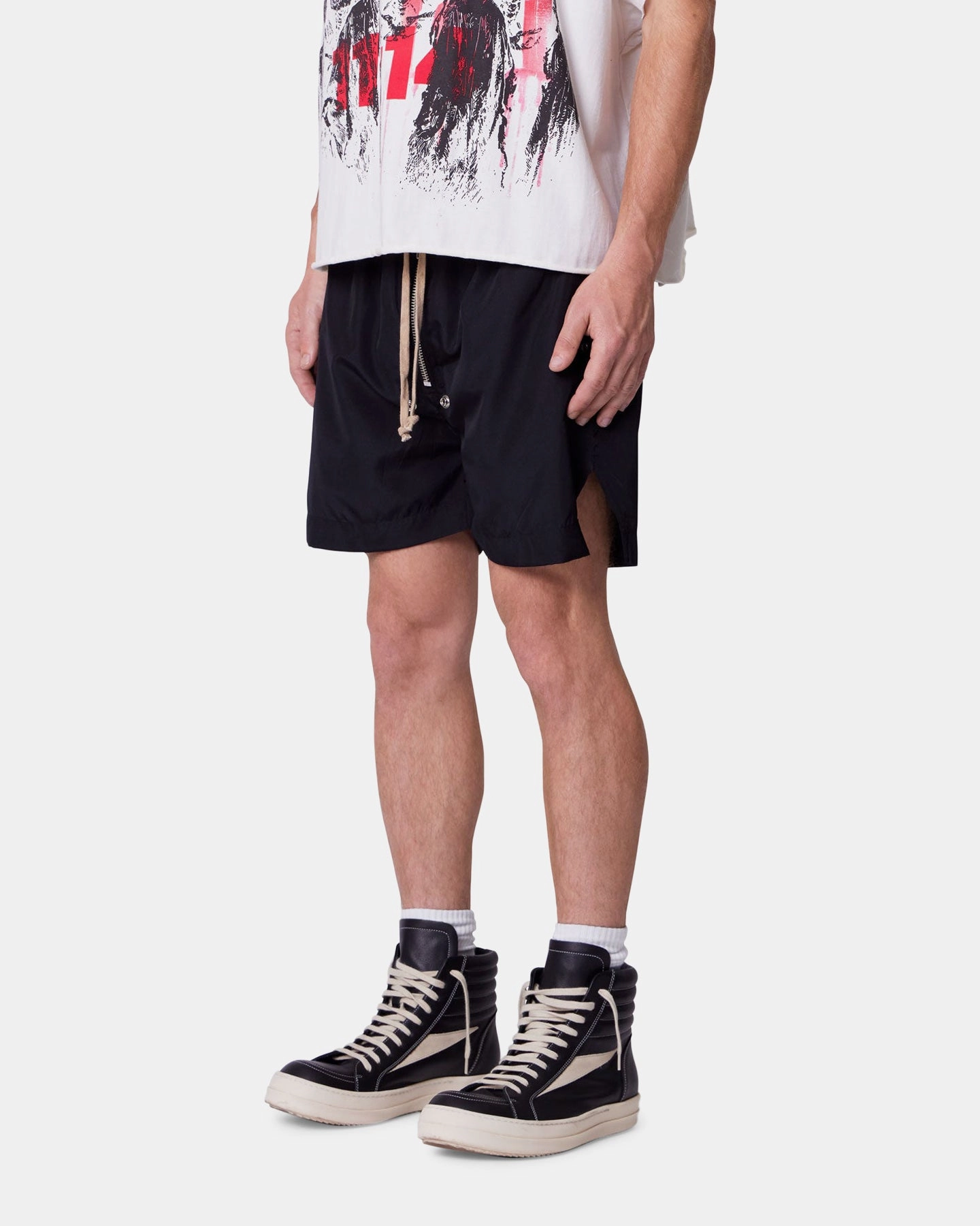hiking clothes High Waist MNML Lightweight Zippered Shorts Black