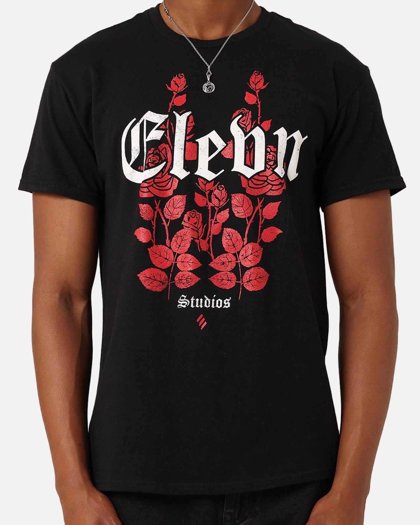 Modern Style Trend Elevn Clothing Co Rose Bunch T-Shirt Black