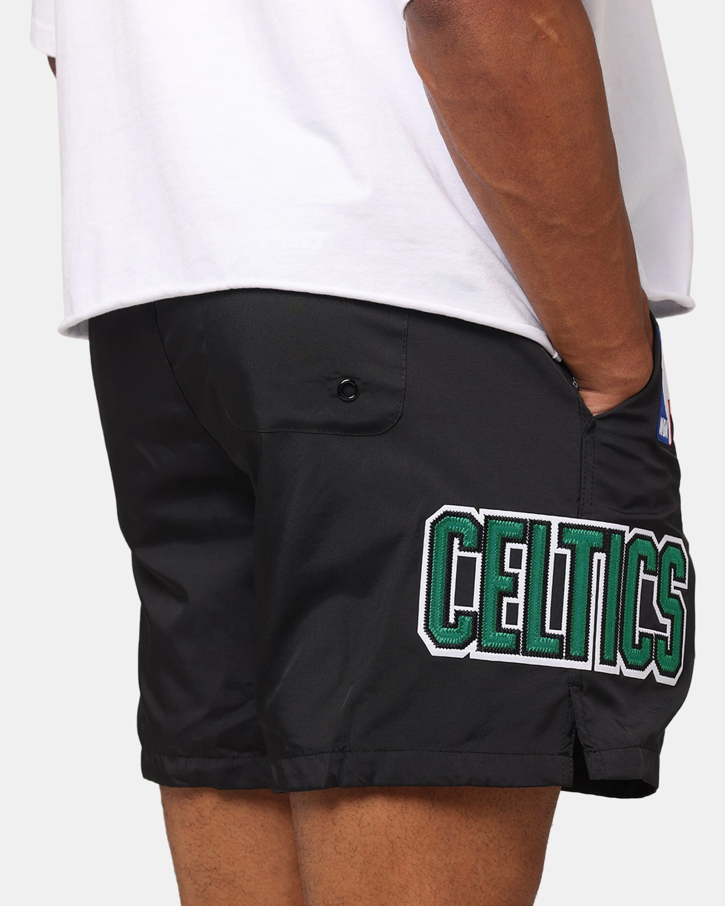 rooftop party look Pro Standard Boston Celtics Classic Woven Shorts Black