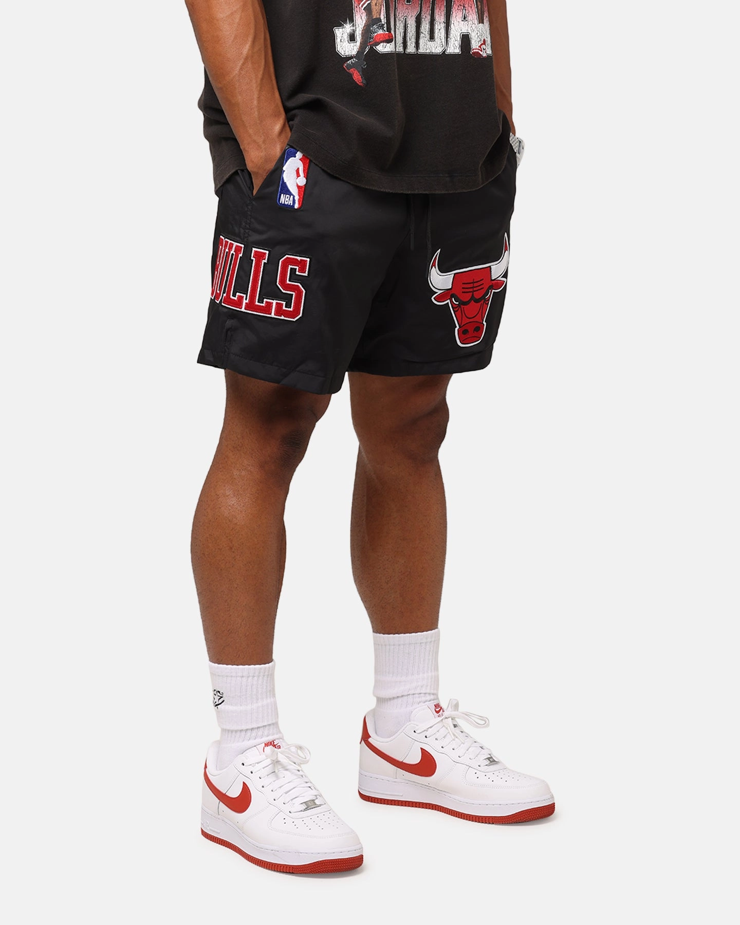 Board shorts Pro Standard Chicago Bulls Classic Woven Shorts Black