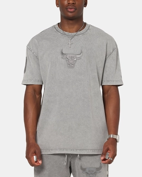 Bold colors Comfortable clothing Pro Standard Chicago Bulls Washed Classic T-Shirt Washed Grey