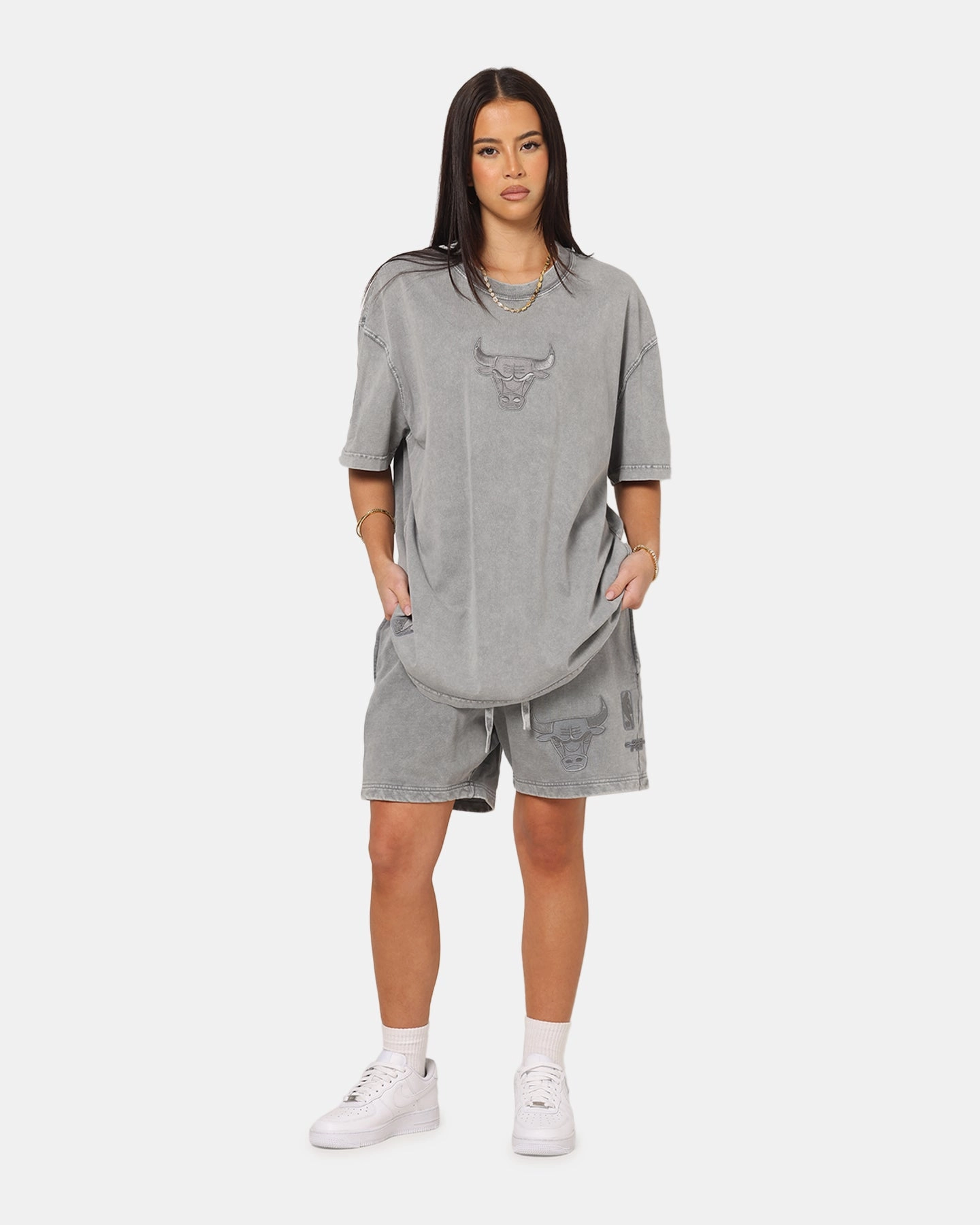 StretchComfortWeave Cross Grain Knit Pro Standard Chicago Bulls Washed Classic T-Shirt Washed Grey