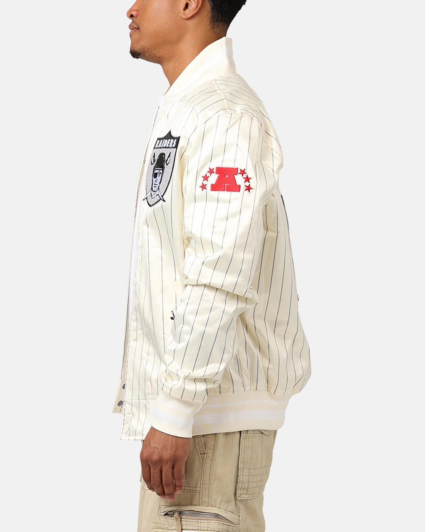 Pro Standard Las Vegas Raiders Pinstripe Satin Jacket Eggshell/Yellow Moisture Wicking Layer
