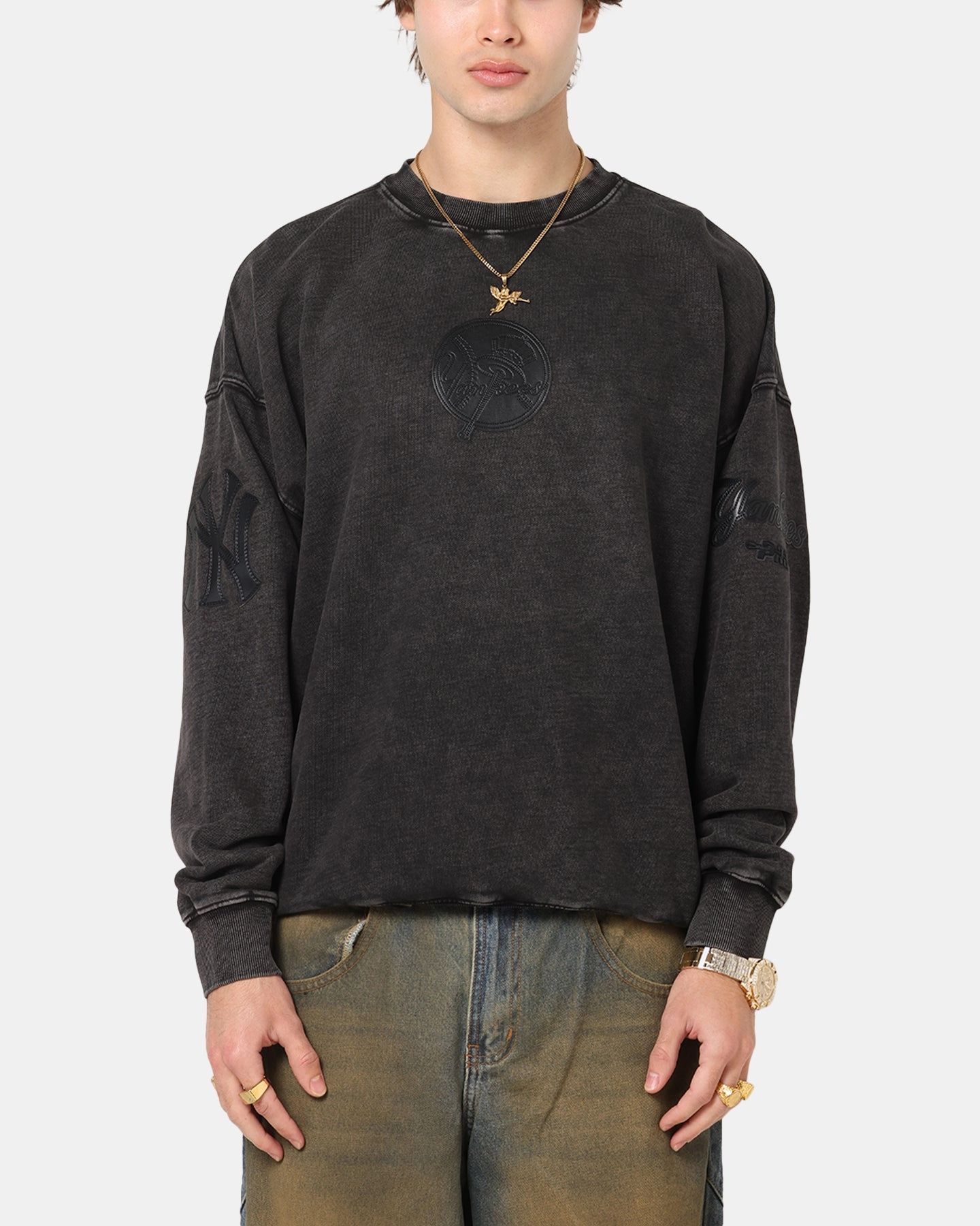 Bonded Edge Finish Pro Standard New York Yankees 'Wash Vanguard' Fleece Crewneck Washed Black