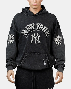 Pro Standard New York Yankees Raffia Hoodie Black Acidwash indoor gathering Active Movement