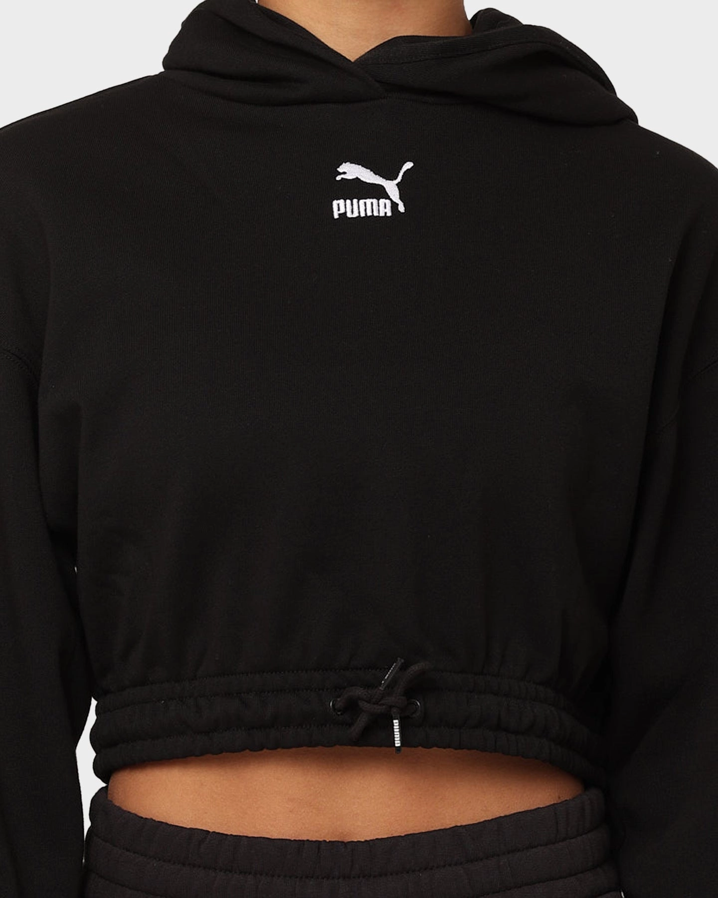 Puma Women's Classics Cropped Hoodie Puma Black investment piece