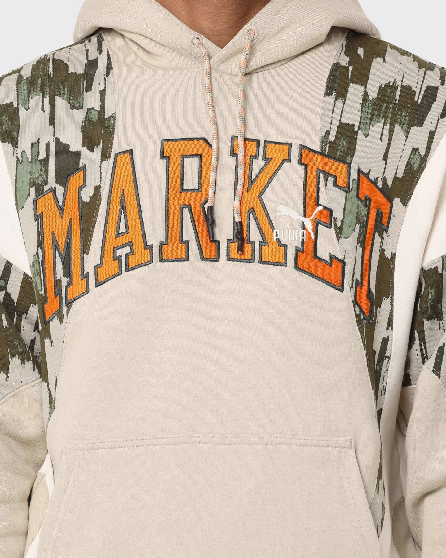 Transform Magnetic Closure PUMA X MARKET Trek Ready Hoodie Puma Putty
