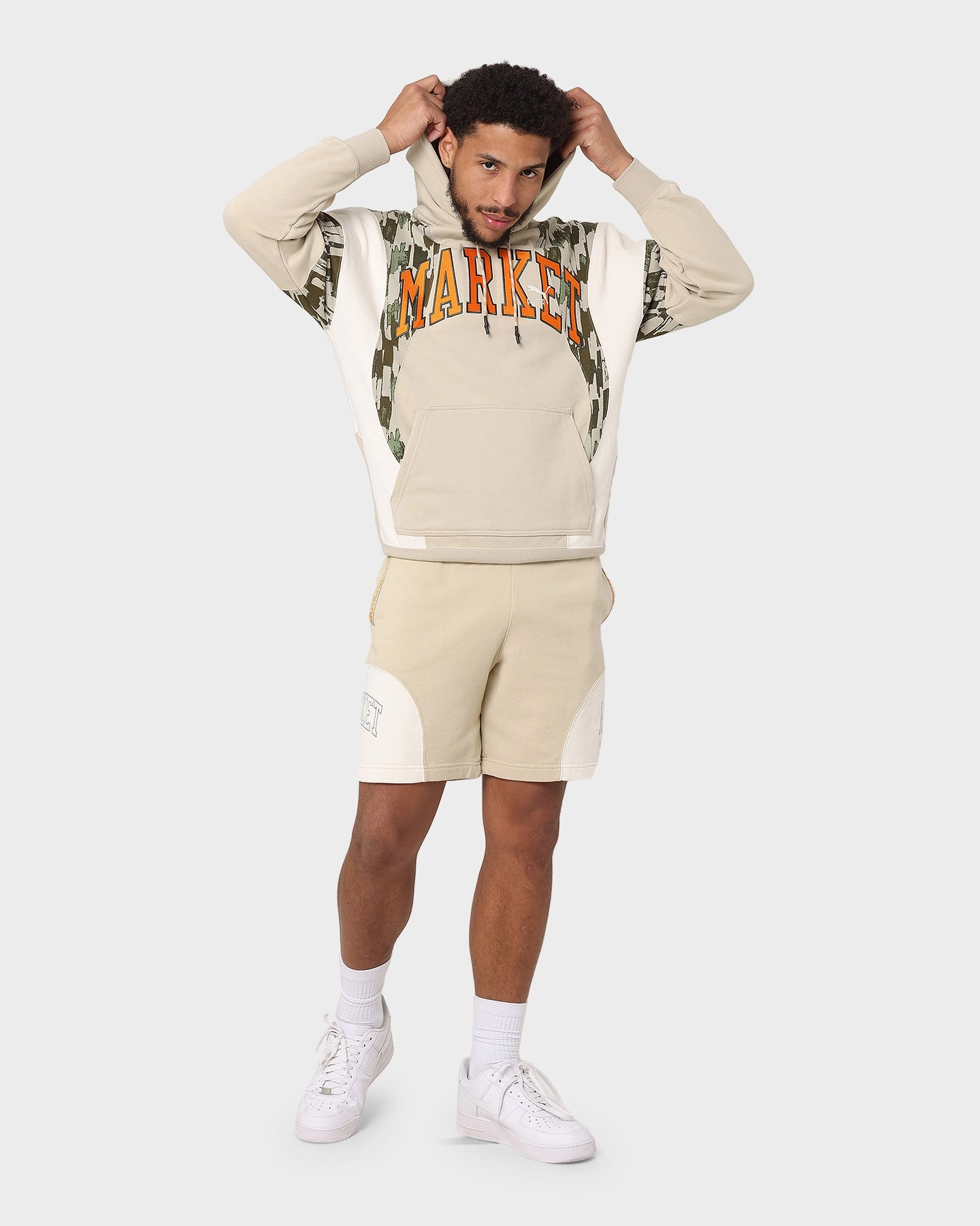 suitable for casual gatherings label PUMA X MARKET Trek Ready Hoodie Puma Putty
